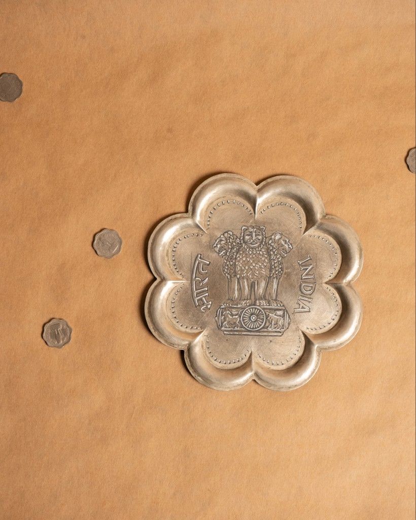 The Tray and Coin