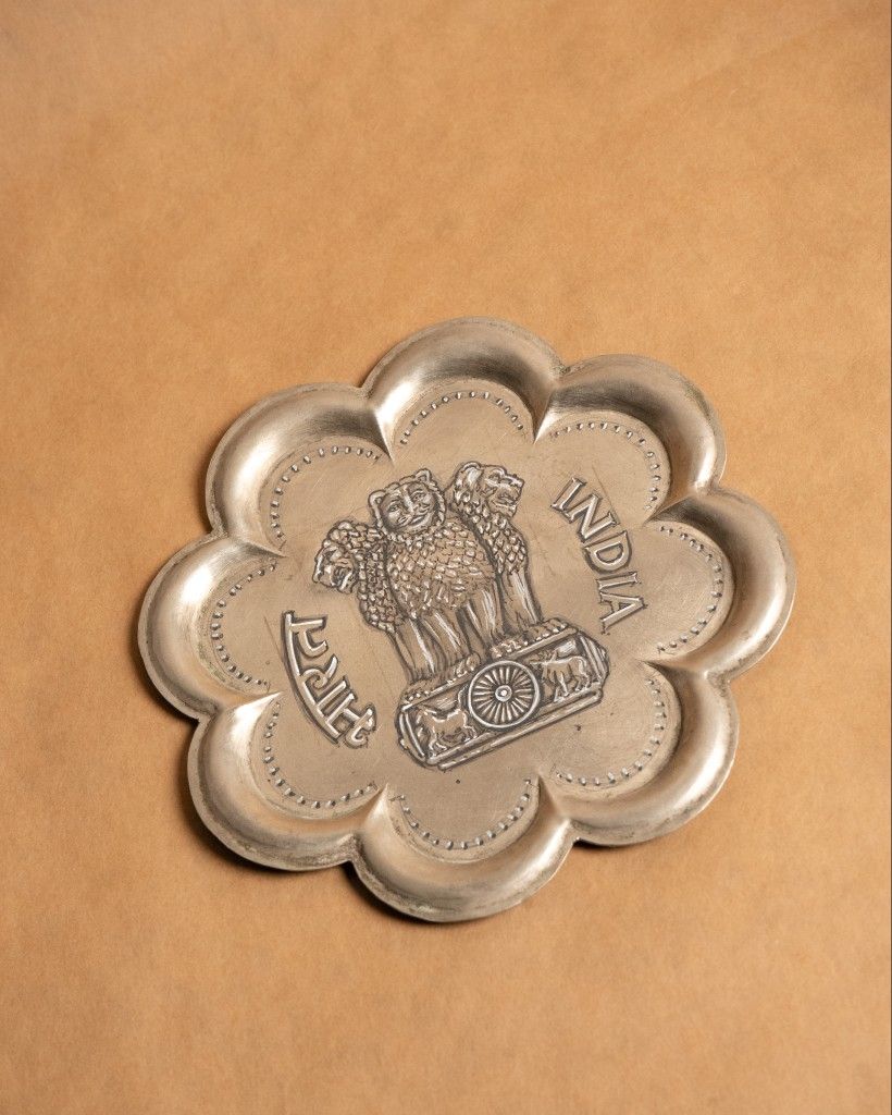 The Tray and Coin — photo 3