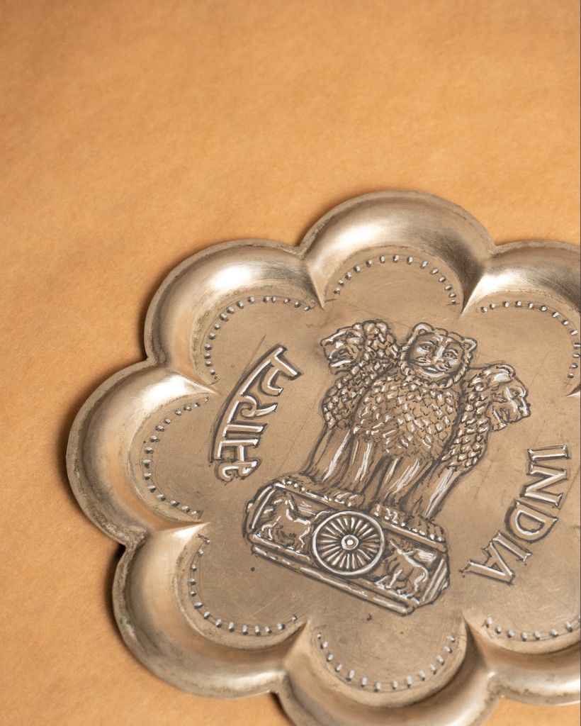 The Tray and Coin — photo 4